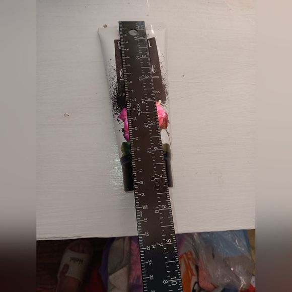 Beauty Untouched by sj creations Charcoal + Rose peel-off face mask 8oz - Picture 4 of 8